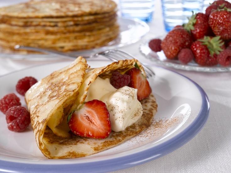 Finnish pancakes with strawberry jam