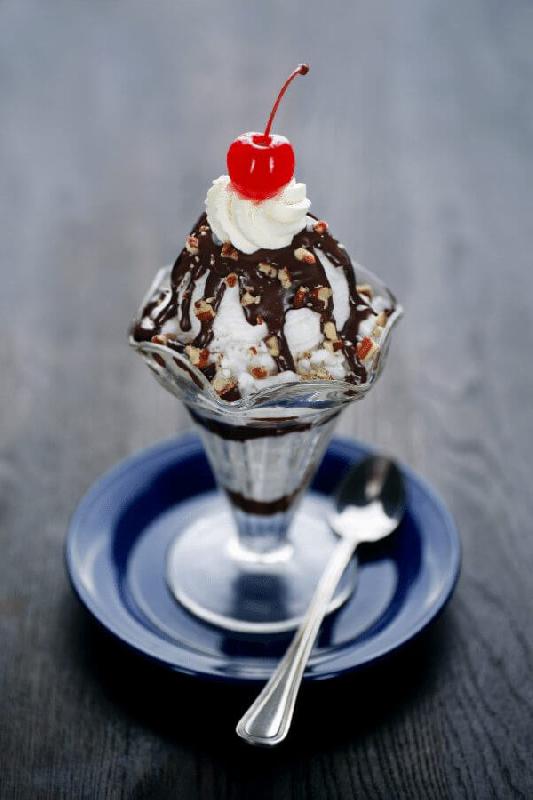 SINFUL HOT FUDGE SUNDAE