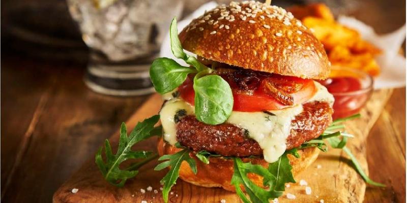 MOVING MOUNTAINS® BURGER (VEG)