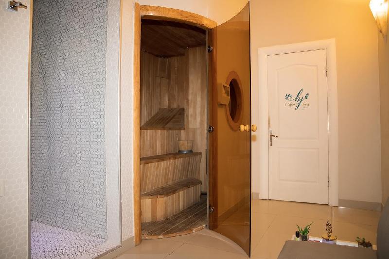 Interior view 3
