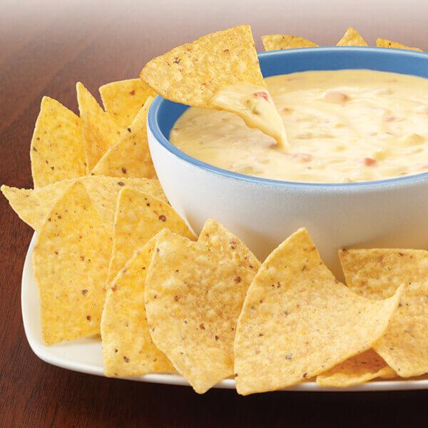 CHEESE DIP AND CHIPS
