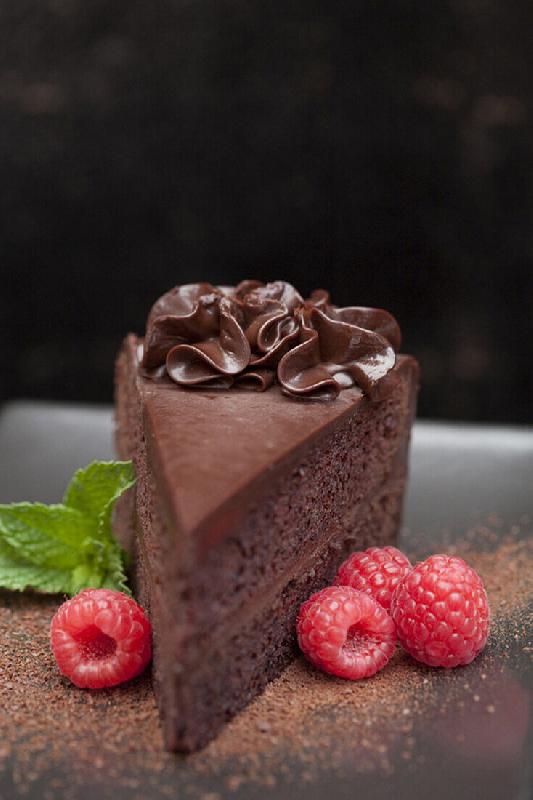SANTA FE'S CHOCOLATE CAKE