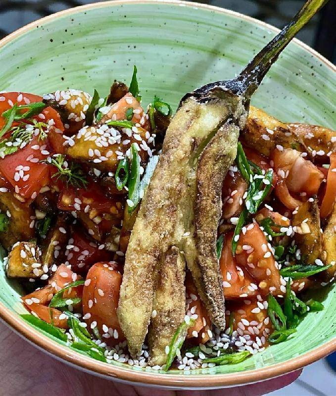 Badımcan salatı 