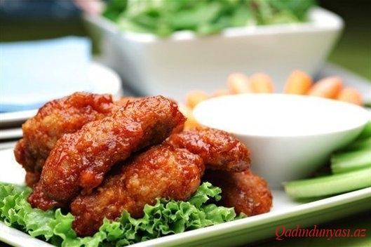 Acılı toyuq qanadı