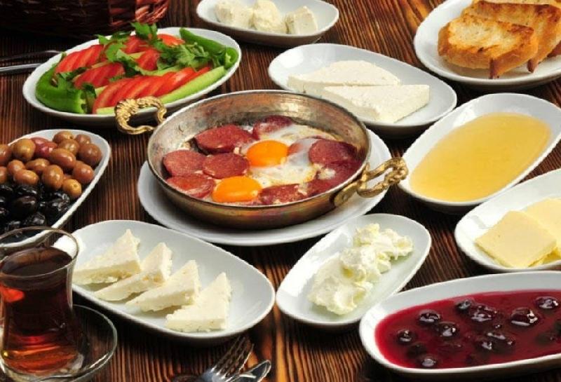 Xüsusi Türkel kahvaltı