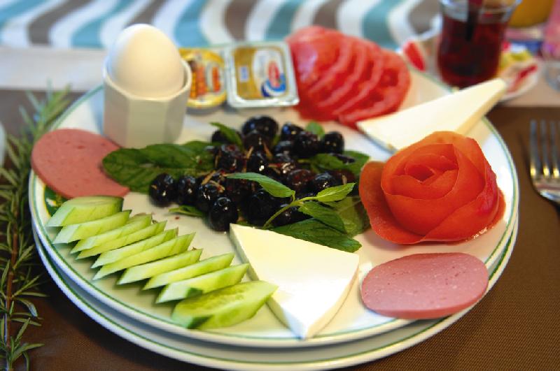 1 pors Kahvaltı