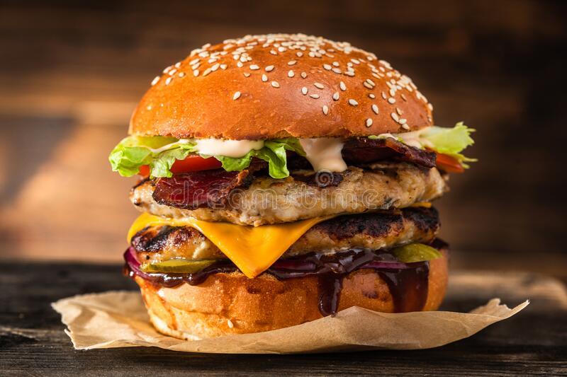 Toyuq Double Burger