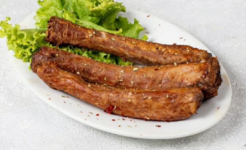 Qızarmış toyuq boğazı