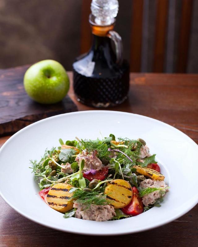 Tuna salatı