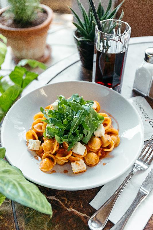 The house yaz pastası
