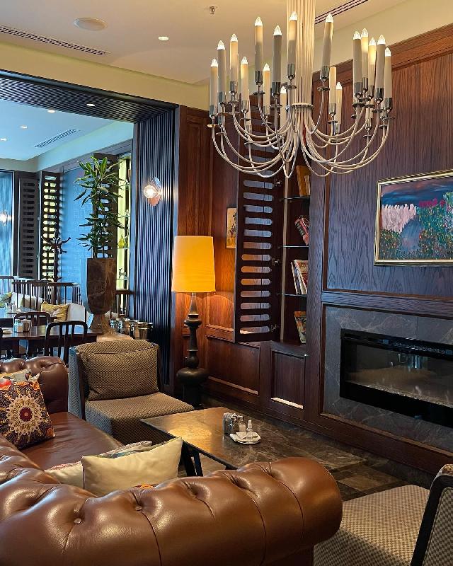 Interior view 4