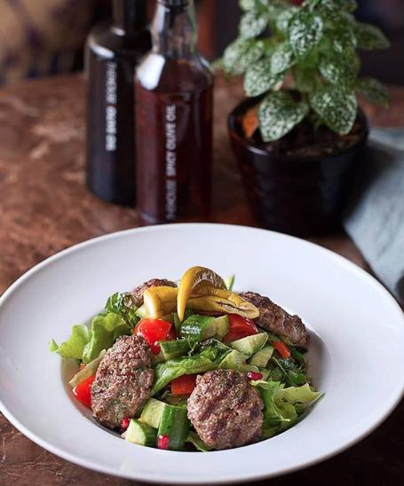 IZGARA KÖFTE SALATA