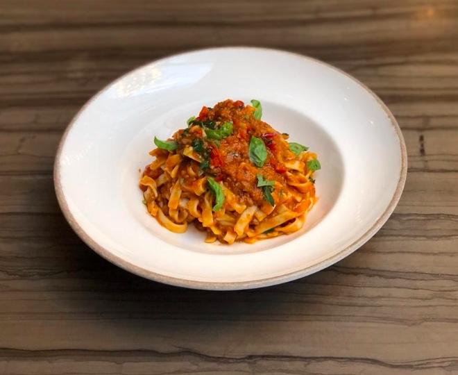 VEGAN FETTUCINI BOLONEZ