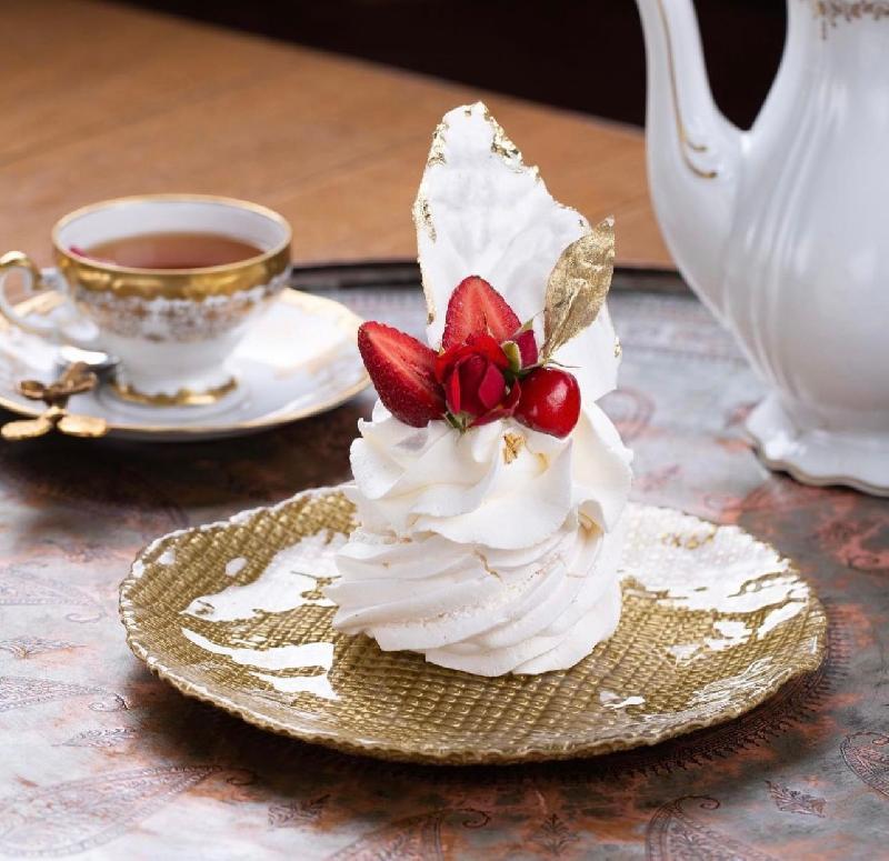 Pavlova tort