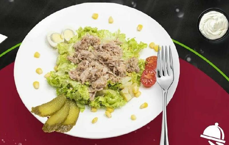 Ton balıqlı salat