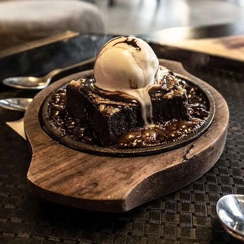 Brownie dondurma ilə 