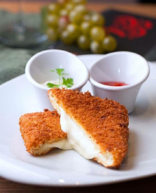 Mozzarella in carrozza