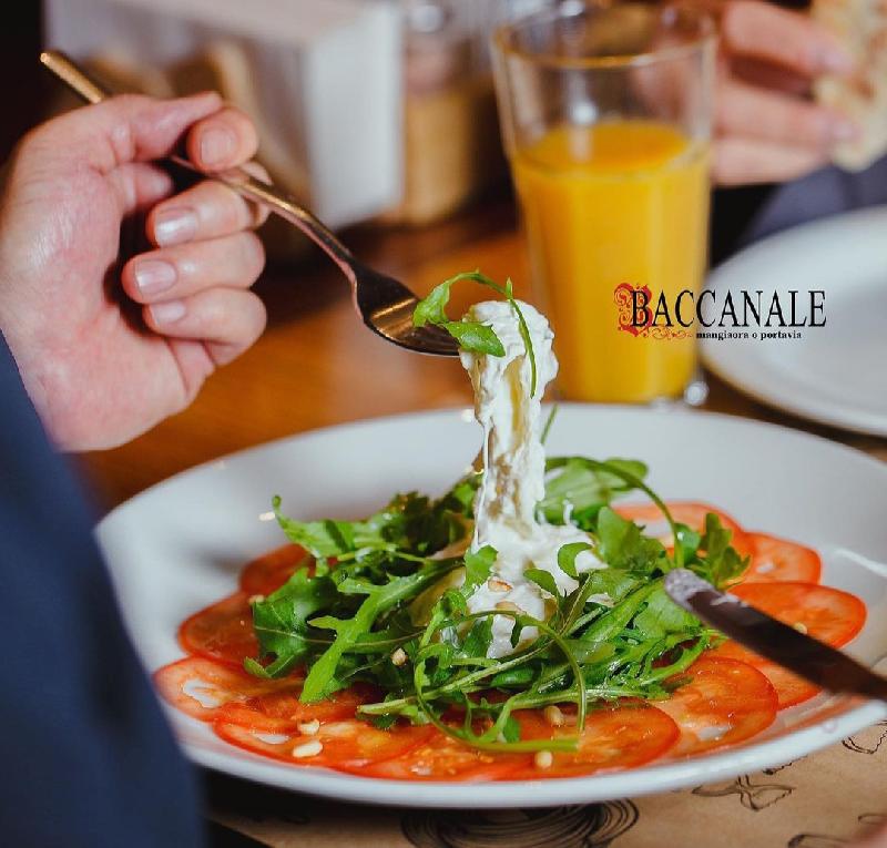 Stracciatella with tomato carpaccio 