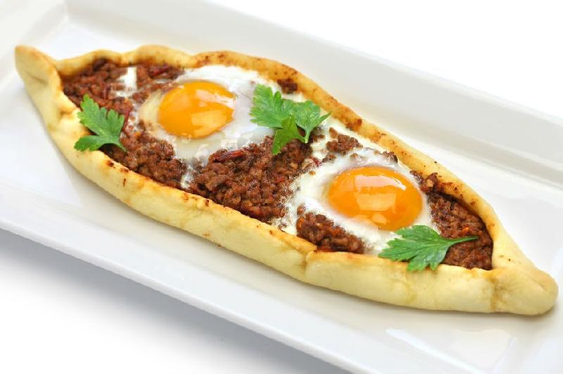 Qıymalı pide