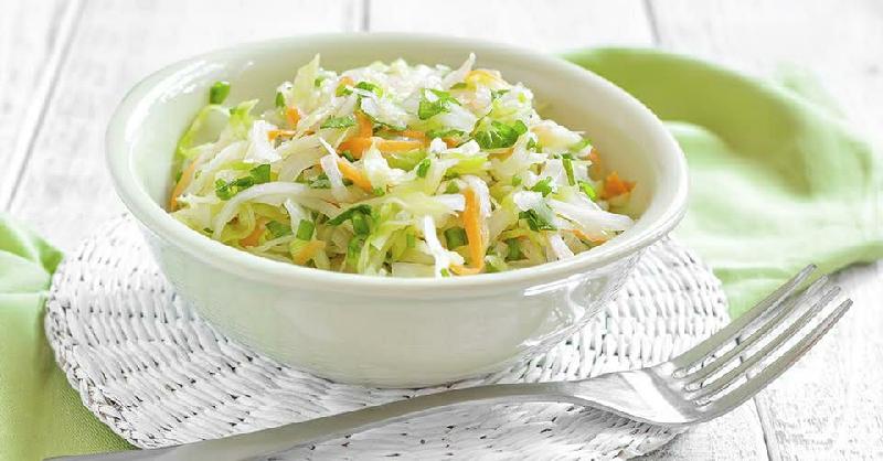 Kələm salatı