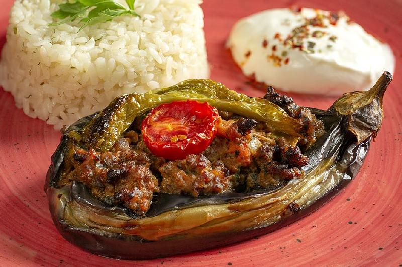 Badımcan karnı yarık ətli