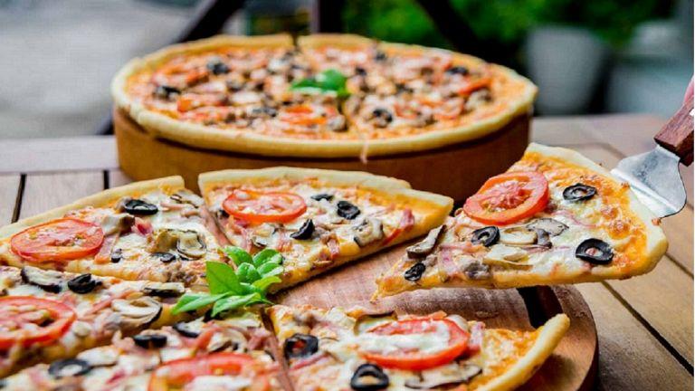 Ətli pizza