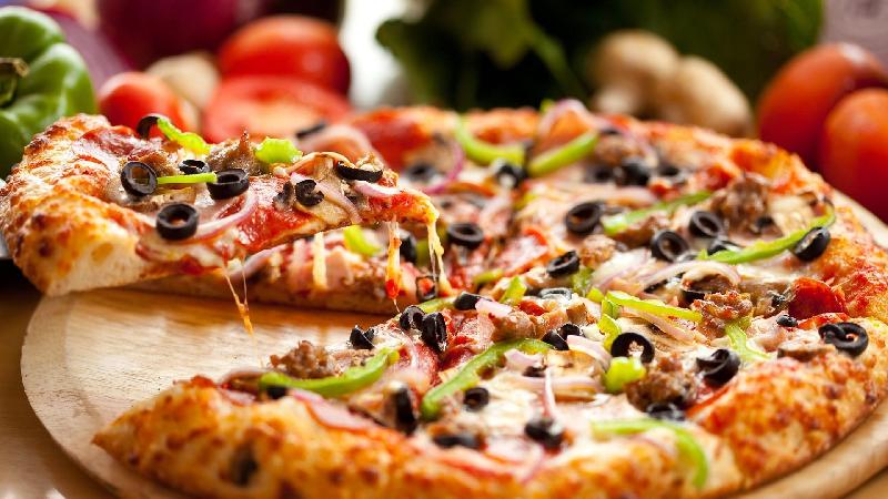 Qarışıq Pizza