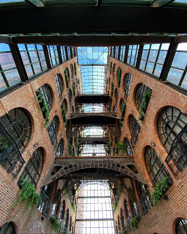 Interior view 0