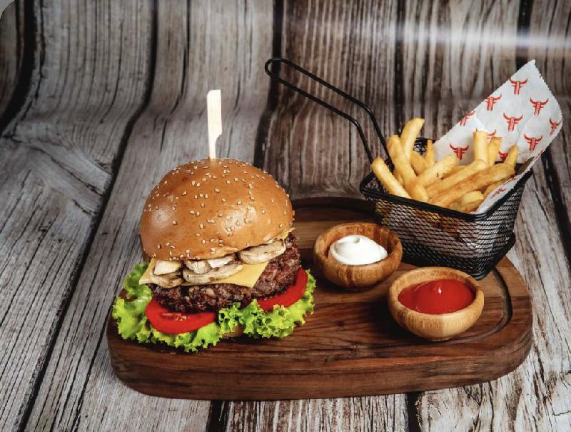 Couple Burger + Kartof Fri + İçki