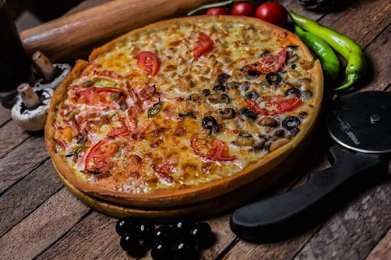 Four Season (4 Fəsil Pizza)
