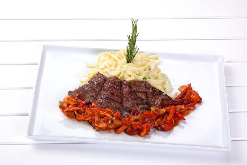 Acılı steak