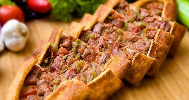 Qıymalı pide