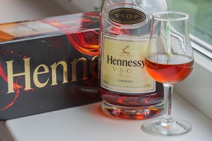 Hennessy v.s.o.p 