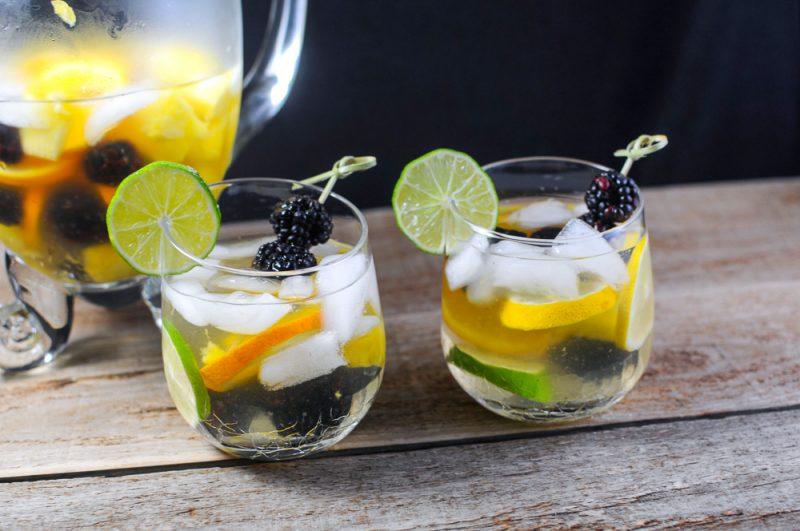 Sangria Blanca white