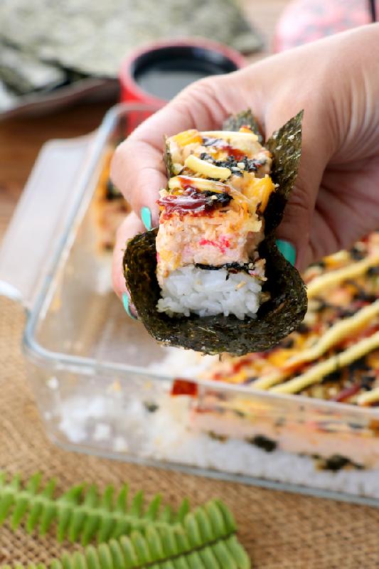 Baked kani maki