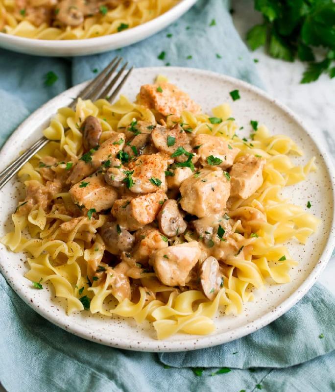 Chicken stroganoff