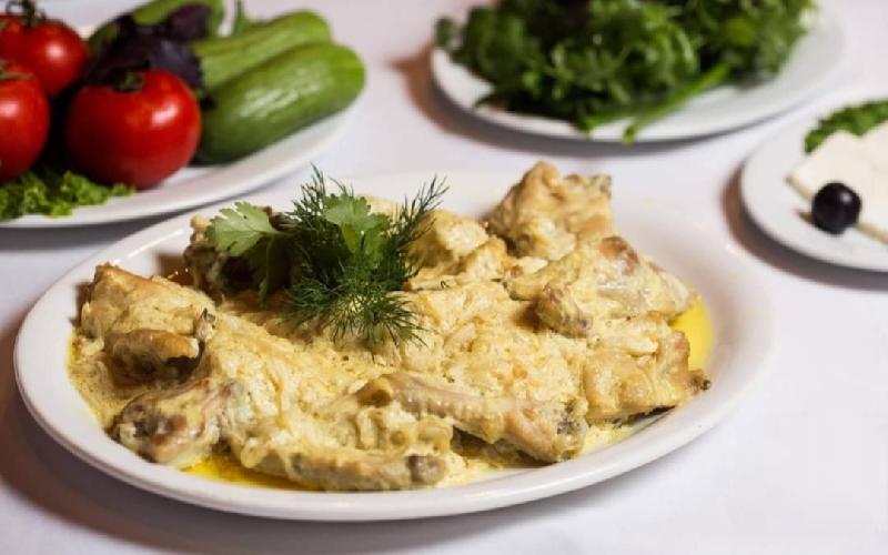 Qaymaqlı beçə