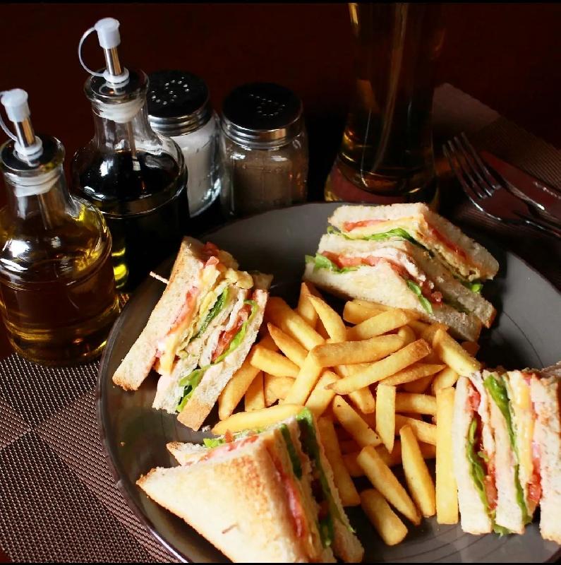 Club Sandwich+fri