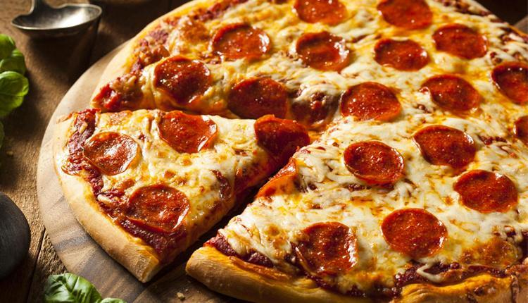 Pizza Sucuklu 