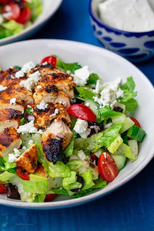 Toyuq Salatı