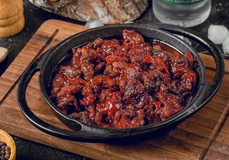 Pətənə BBQ sousda