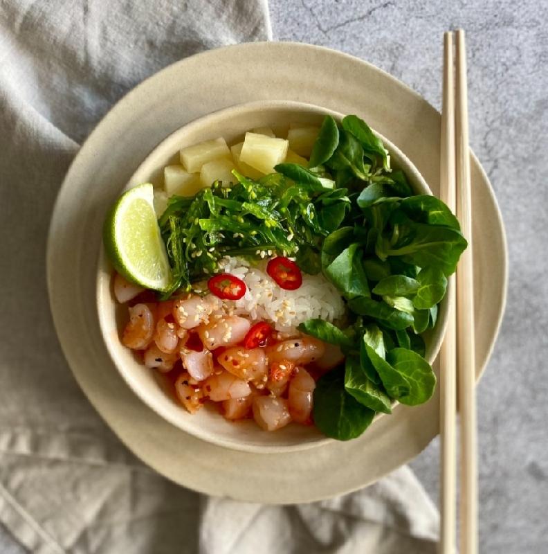 Krevet ilə poke bowl