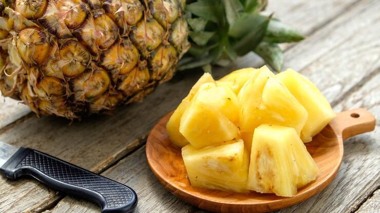 Meyvə Ananas