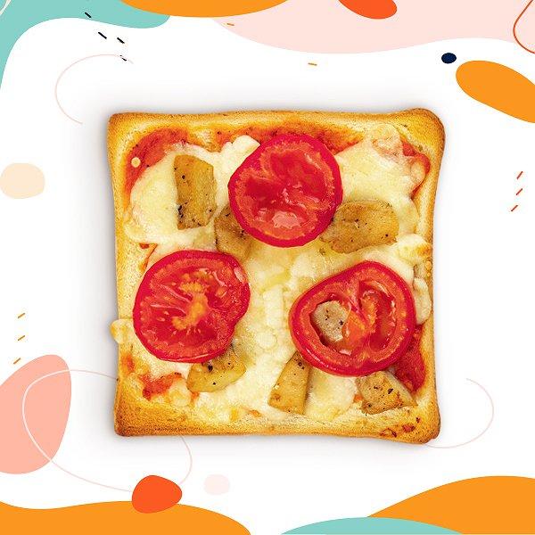 Tost-pizza toyuq və pomidor İlə