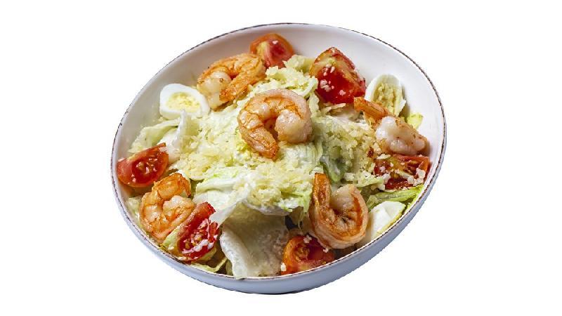 Sezar shrimp salad