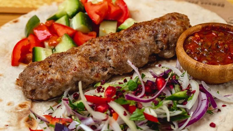 Lülə kabab
