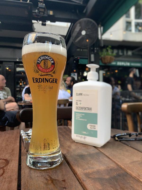 Erdinger Wiess (bankada) (0.33L)