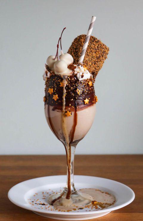Banana freakshakes