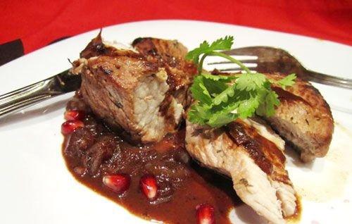 Toyuq Nar Şirəsində