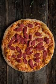 Sosisli Pizza
